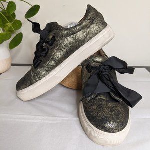 Caslon Metallic Gold Ribbon Lace Canvas Sneakers 9